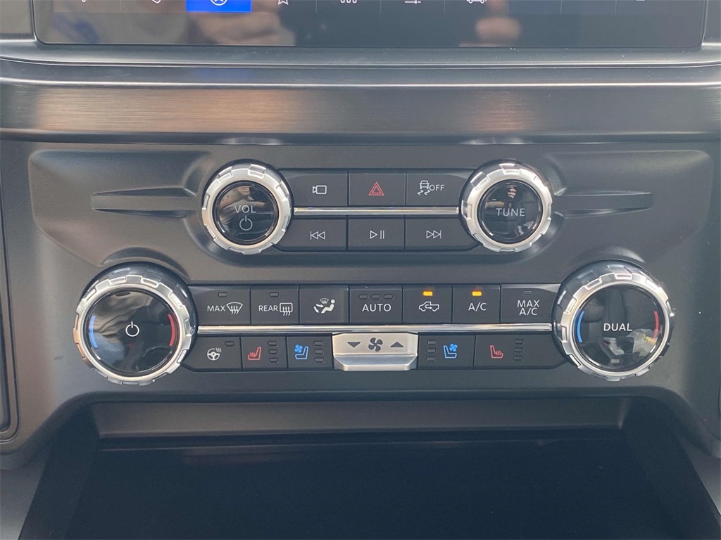 2026 Ford F-350 photo 26