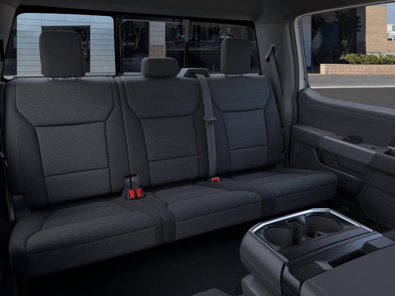 2025 Ford F-150 XLT photo 9