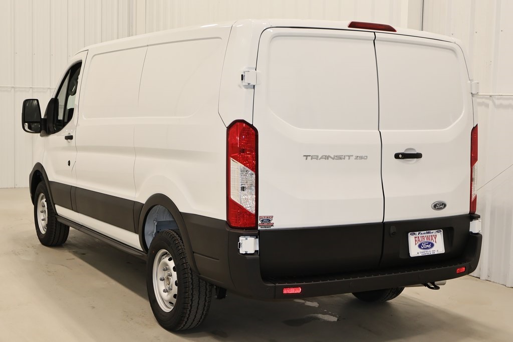 2025 Ford Transit photo 6
