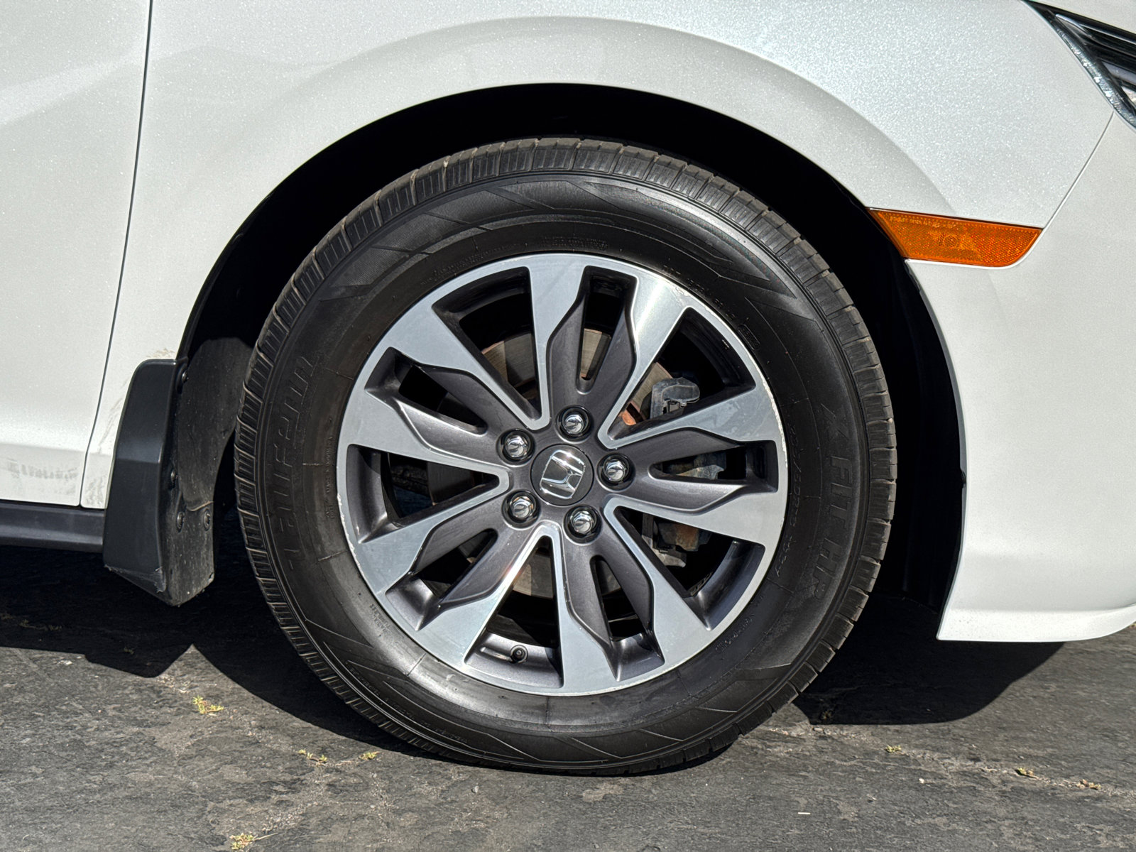 2022 Honda Odyssey EX-L photo 6