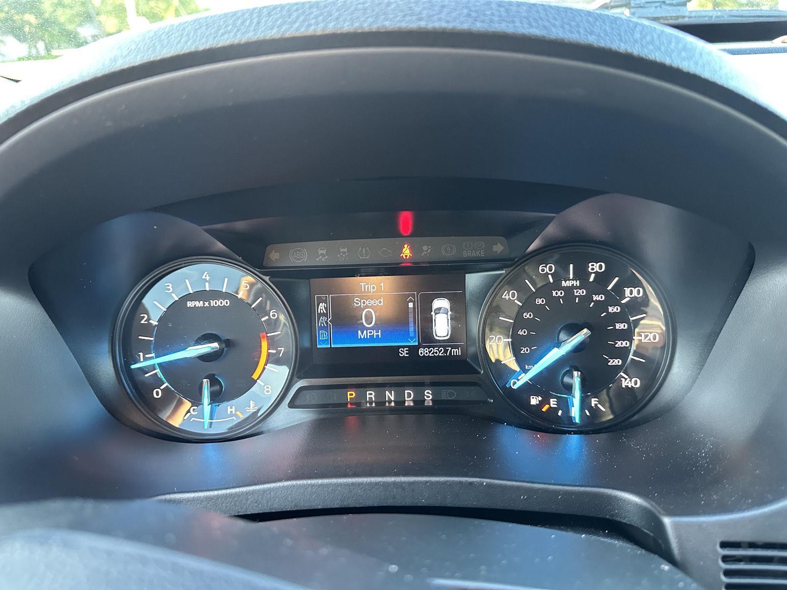 2018 Ford Explorer XLT photo 25