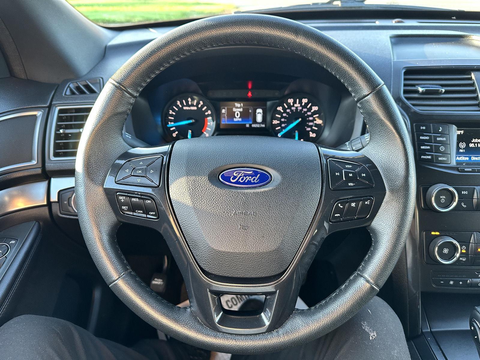 2018 Ford Explorer XLT photo 26