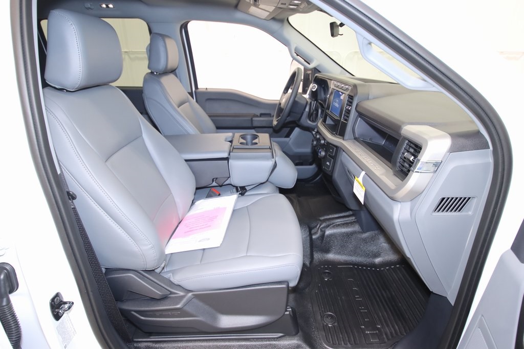 2024 Ford F-350 photo 15