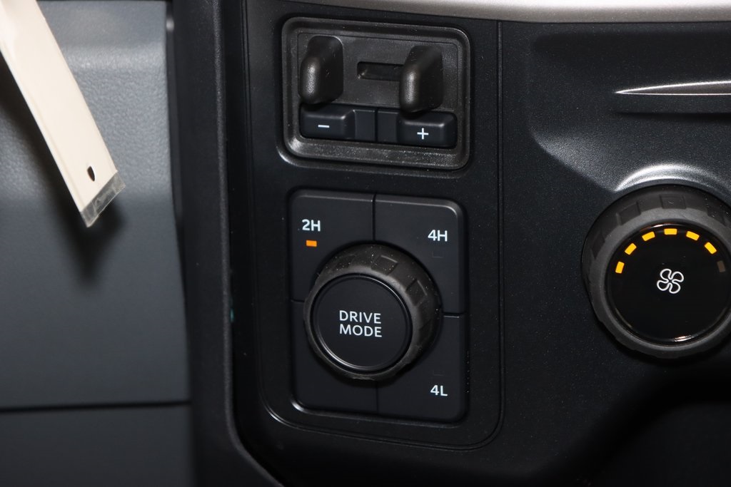 2024 Ford F-350 photo 19