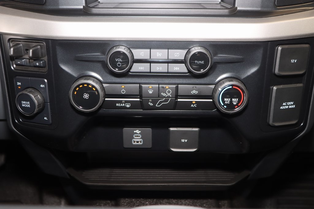 2024 Ford F-350 photo 22