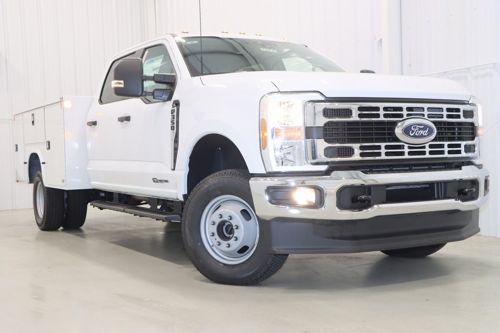 2024 Ford F-350 photo 27