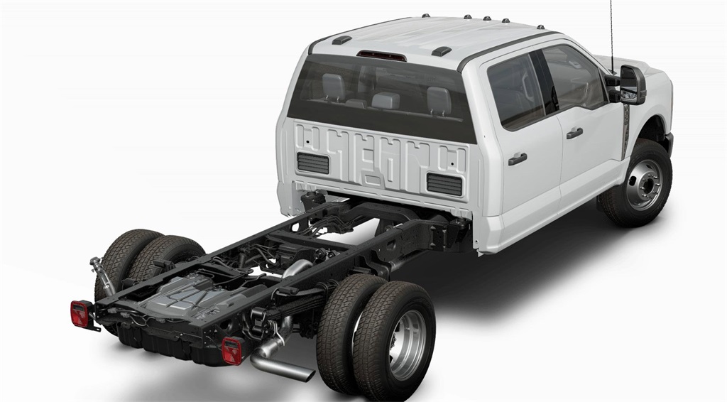 2024 Ford F-350 photo 32