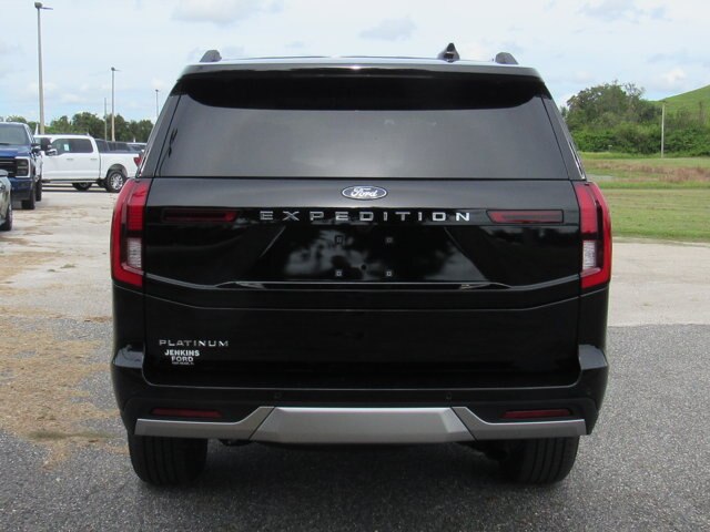 2025 Ford Expedition Platinum photo 4