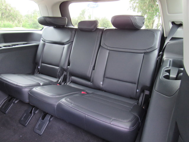 2025 Ford Expedition Platinum photo 12