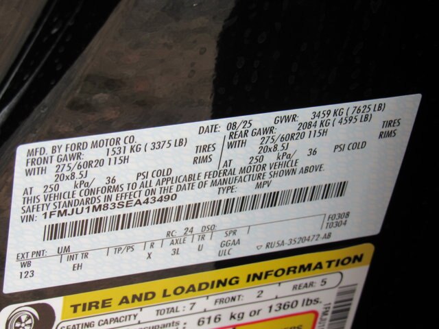 2025 Ford Expedition Platinum photo 17