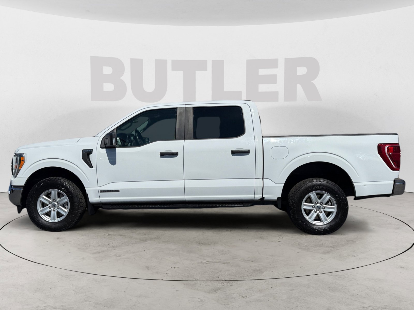 2022 Ford F-150 XL photo 2