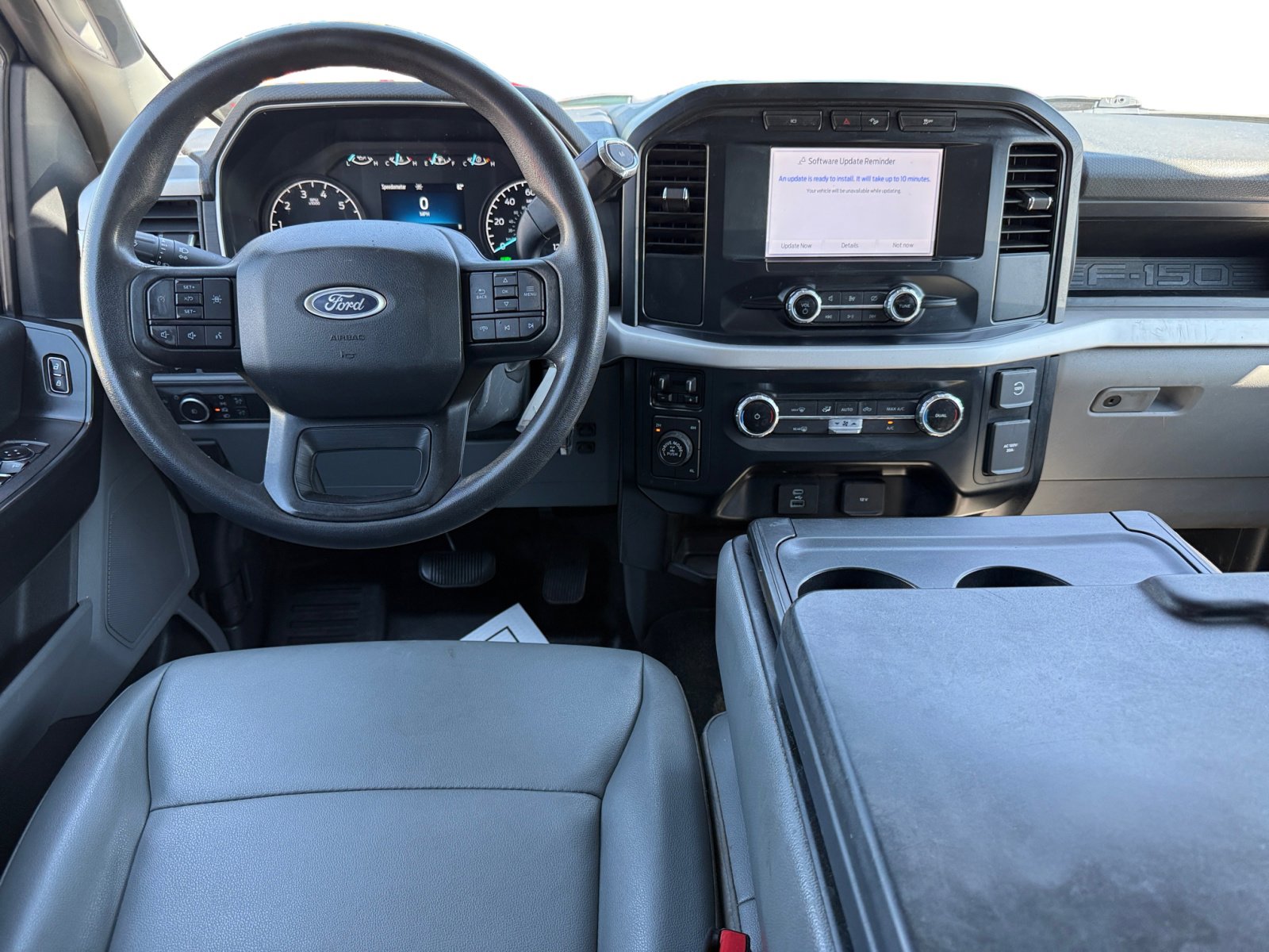 2022 Ford F-150 XL photo 10