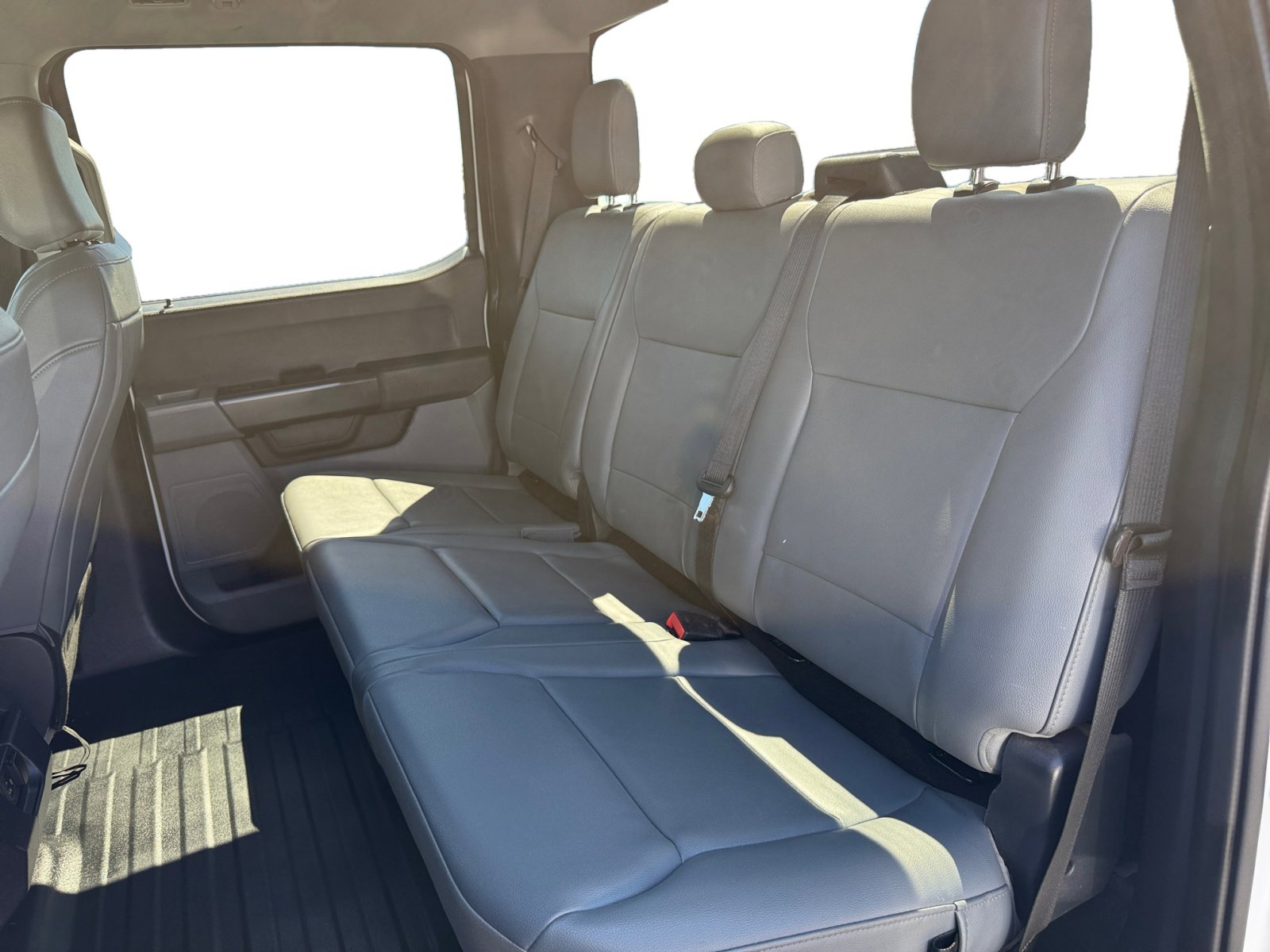 2022 Ford F-150 XL photo 13