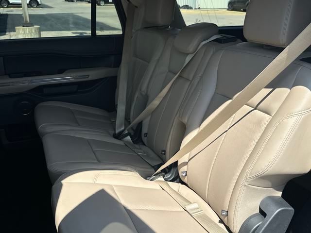 2022 Ford Expedition MAX XLT photo 20