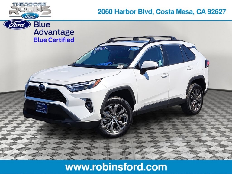 2024 Toyota RAV4 Hybrid XLE Premium