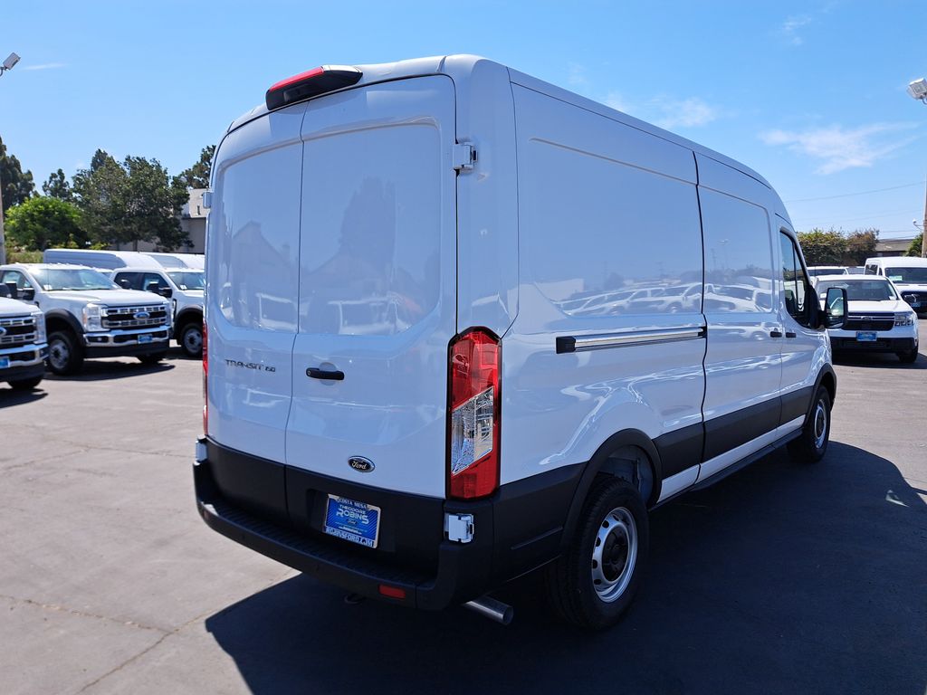 2025 Ford Transit photo 4