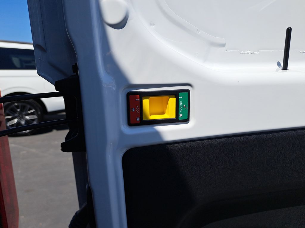2025 Ford Transit photo 7
