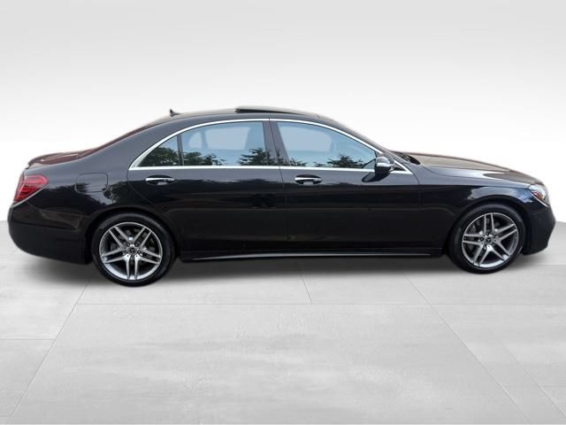2020 Mercedes Benz S 560 photo 2