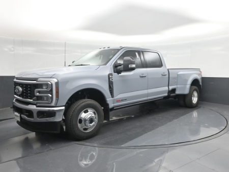 2026 Ford Super Duty F-350 DRW LARIAT