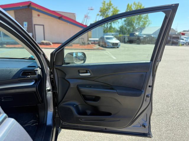 2016 Honda CR-V LX photo 23