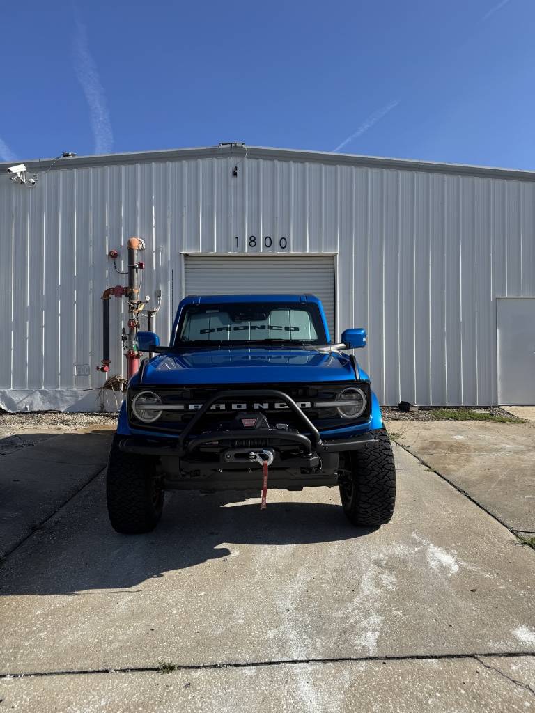 2023 Ford Bronco Outer Banks