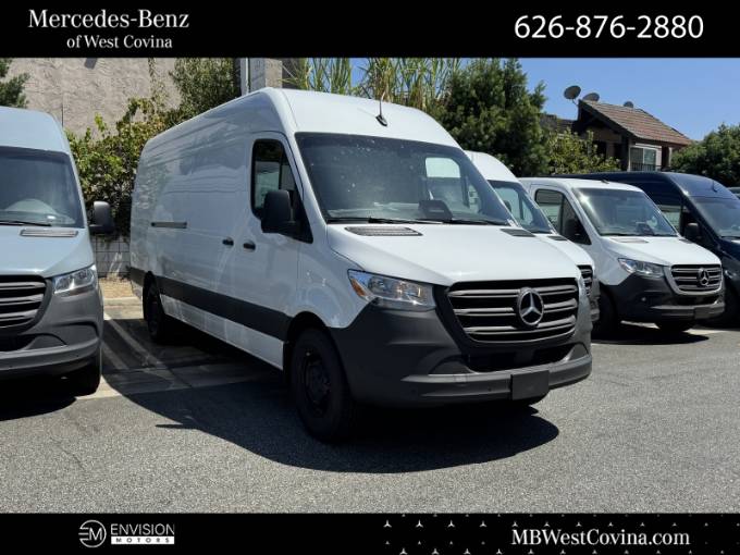 2025 Mercedes-Benz Sprinter Cargo Van Cargo 170 WB