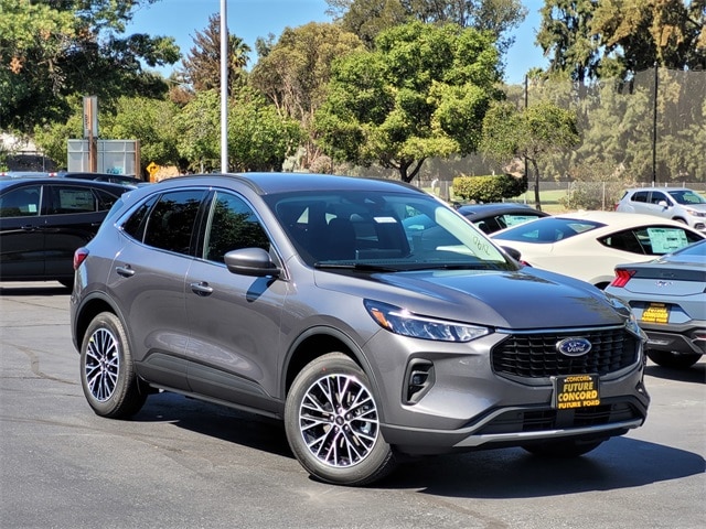 2025 Ford Escape Plug-In Hybrid Base