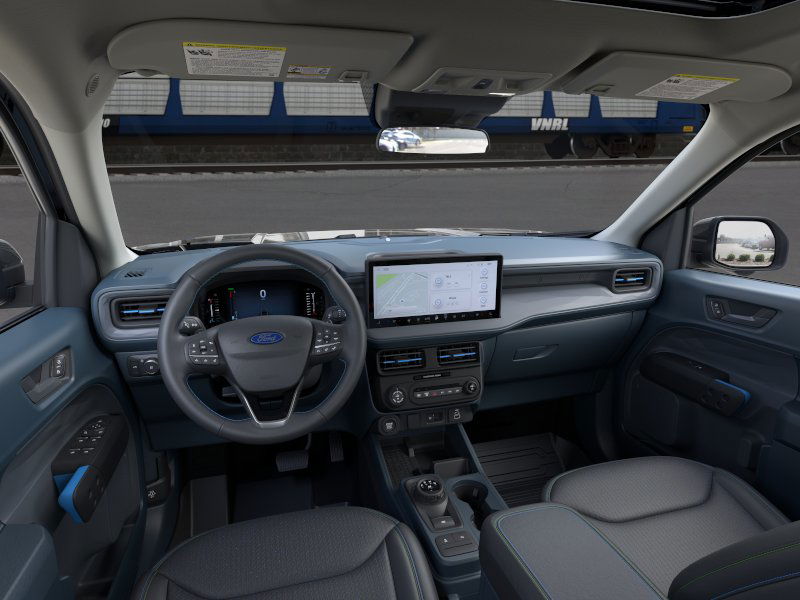2025 Ford Maverick photo 7