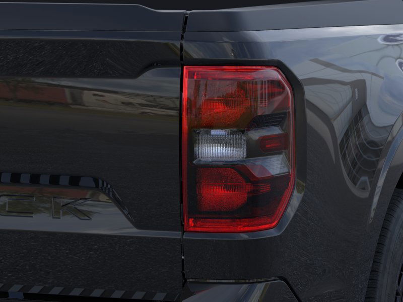 2025 Ford Maverick photo 17