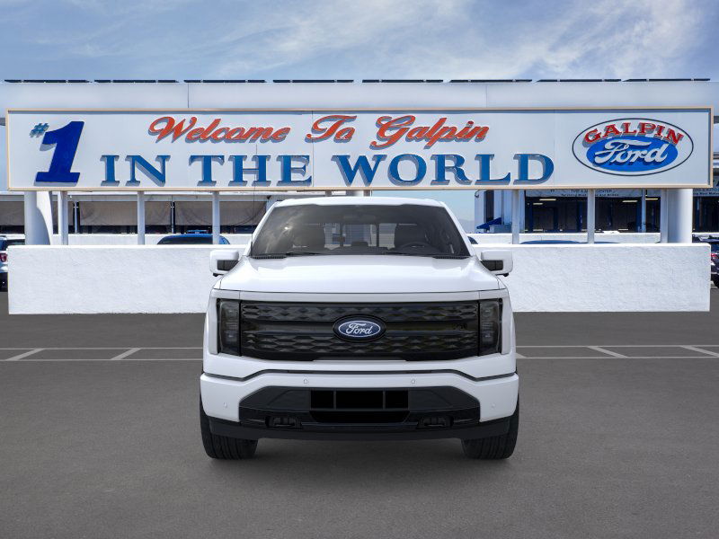 2025 Ford F-150 Lightning Platinum photo 9
