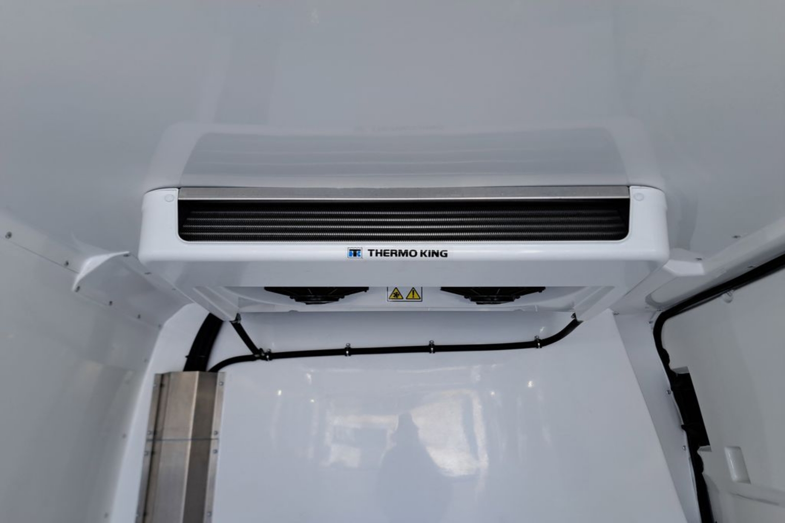2025 Ford Transit Van Base - Photo 9
