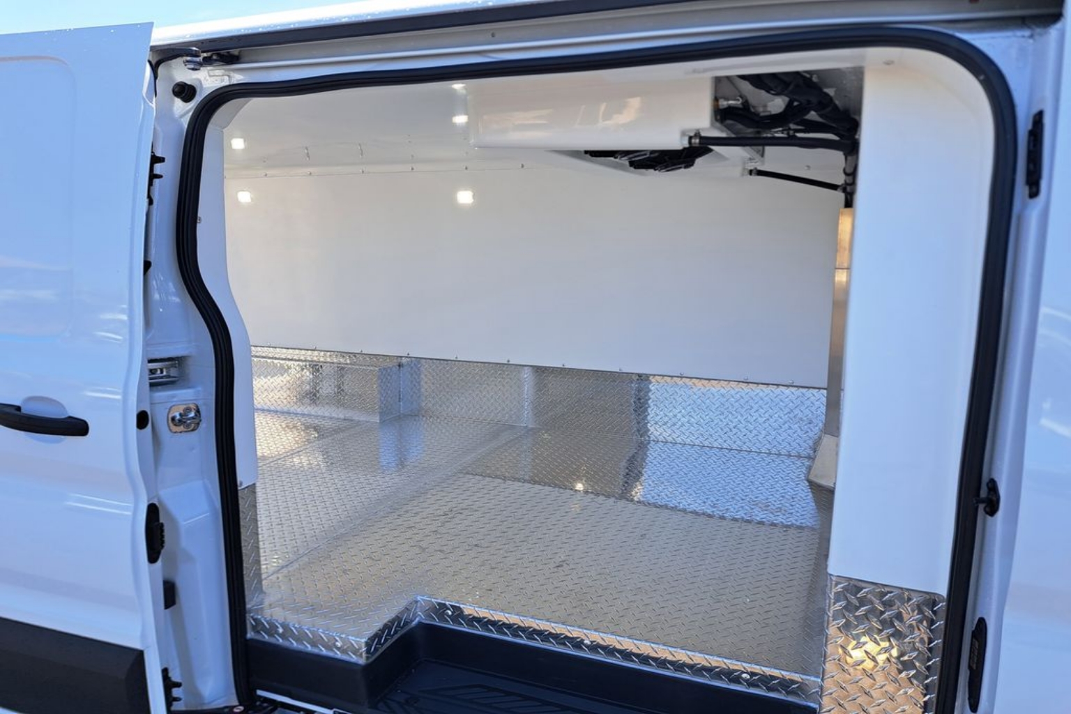 2025 Ford Transit Van Base - Photo 12