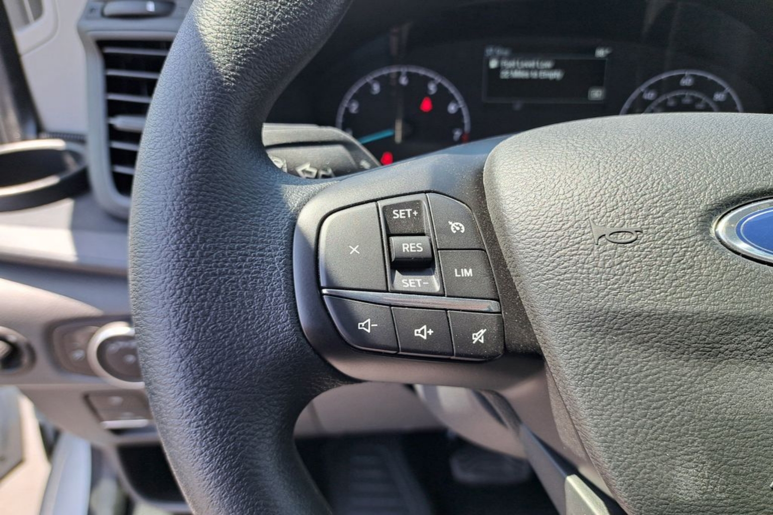 2025 Ford Transit Van Base - Photo 23