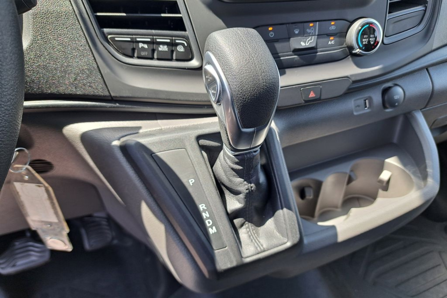 2025 Ford Transit Van Base - Photo 28
