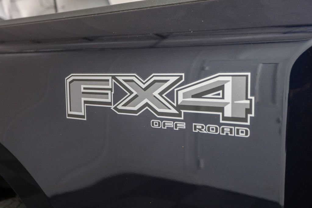 2025 Ford F-250 Lariat photo 4