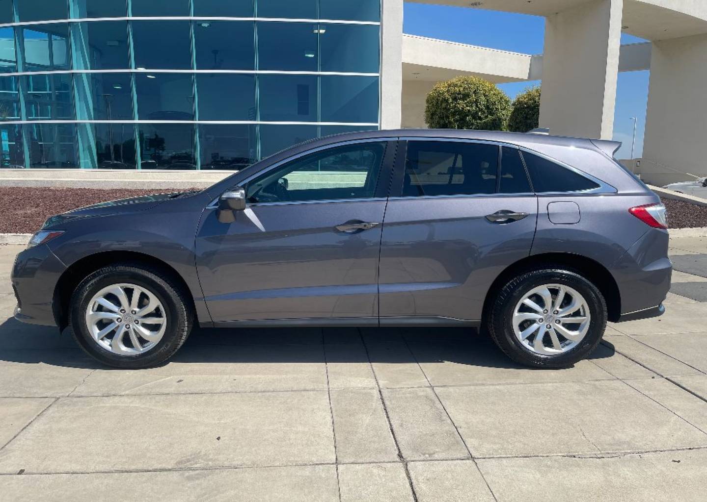 Used 2017 Acura RDX Technology Package with VIN 5J8TB4H51HL011728 for sale in Turlock, CA