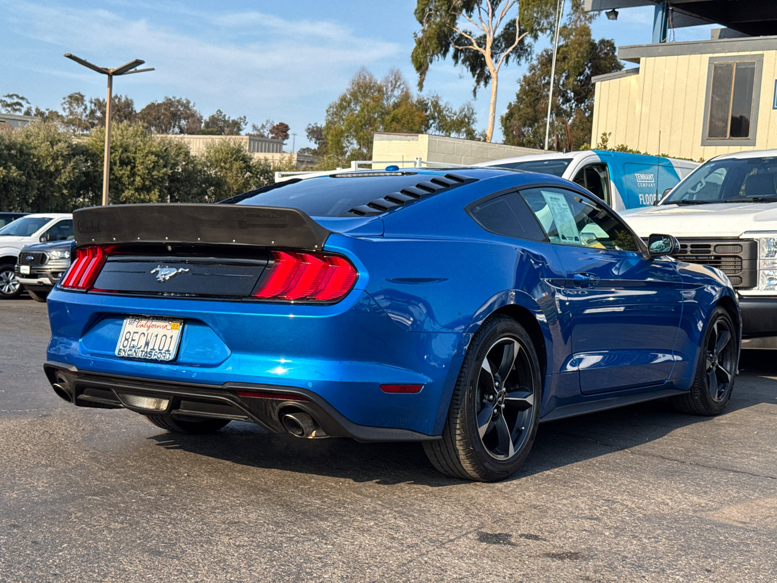 2019 Ford Mustang photo 12