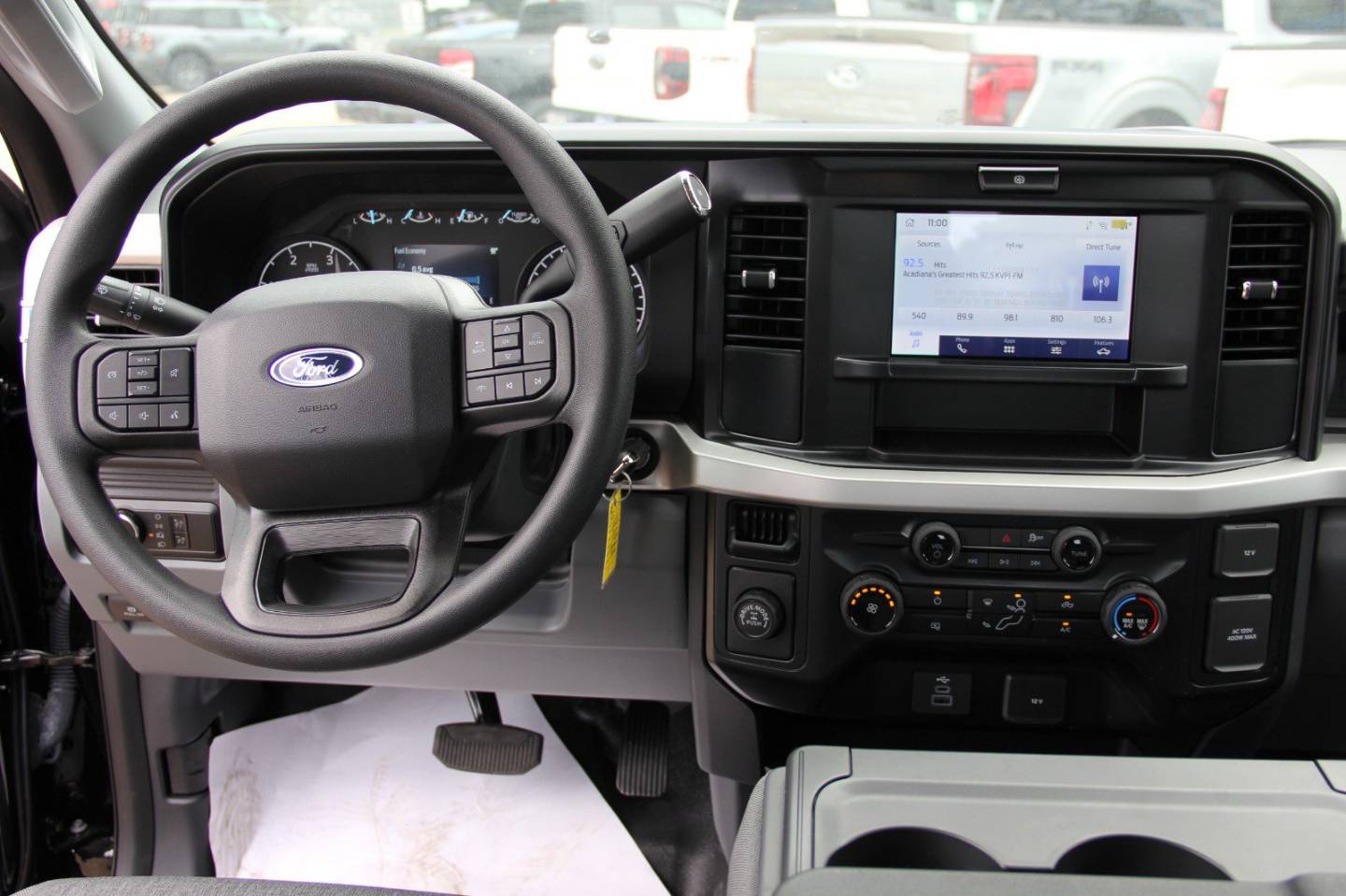 2025 Ford F-250 Super Duty XL - Photo 7