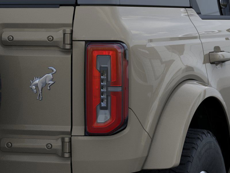 2025 Ford Bronco Outer Banks photo 23