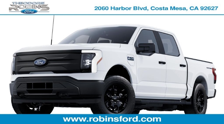 2025 Ford F-150 Lightning PRO