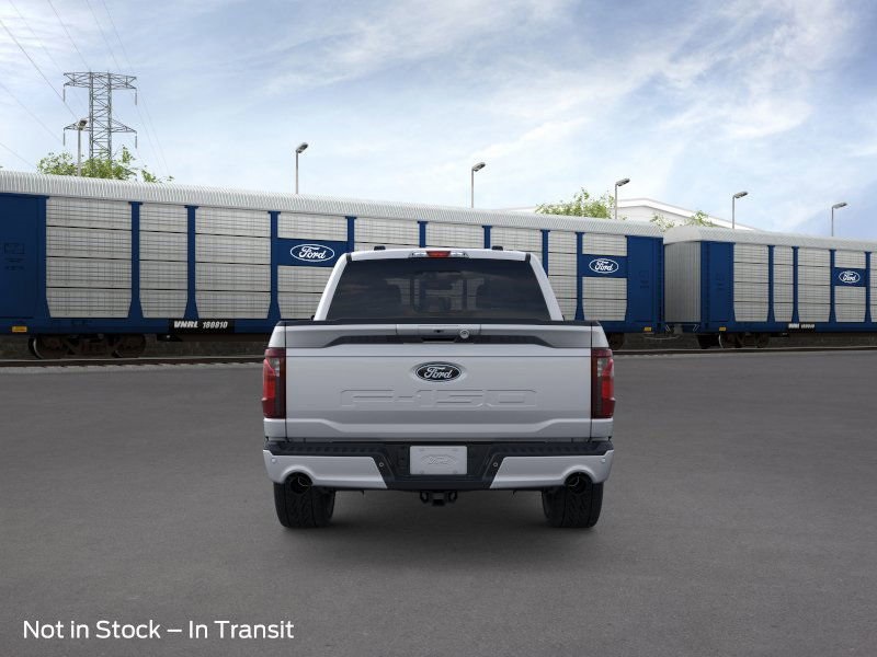 2025 Ford F-150 XLT photo 2