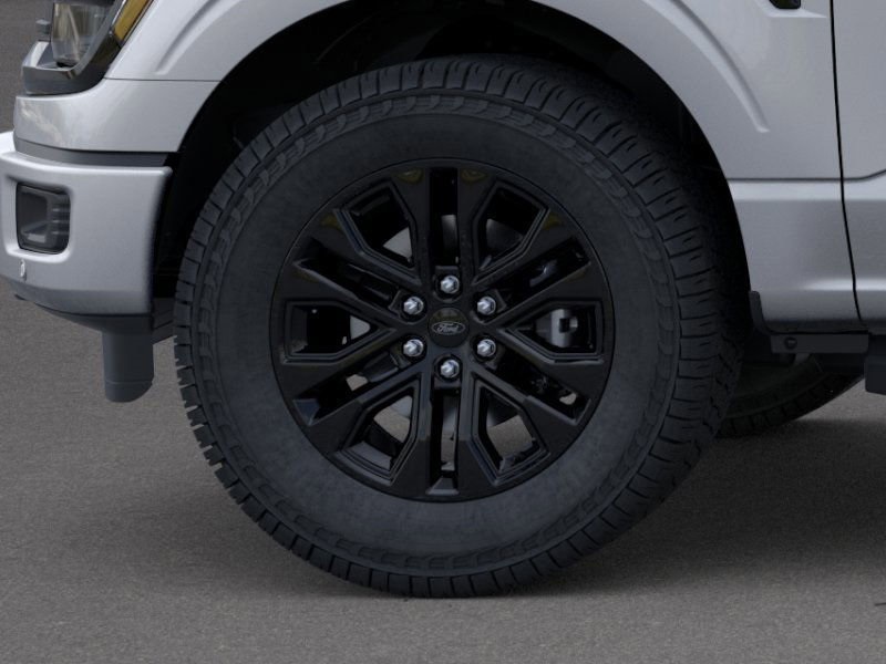 2025 Ford F-150 XLT photo 16