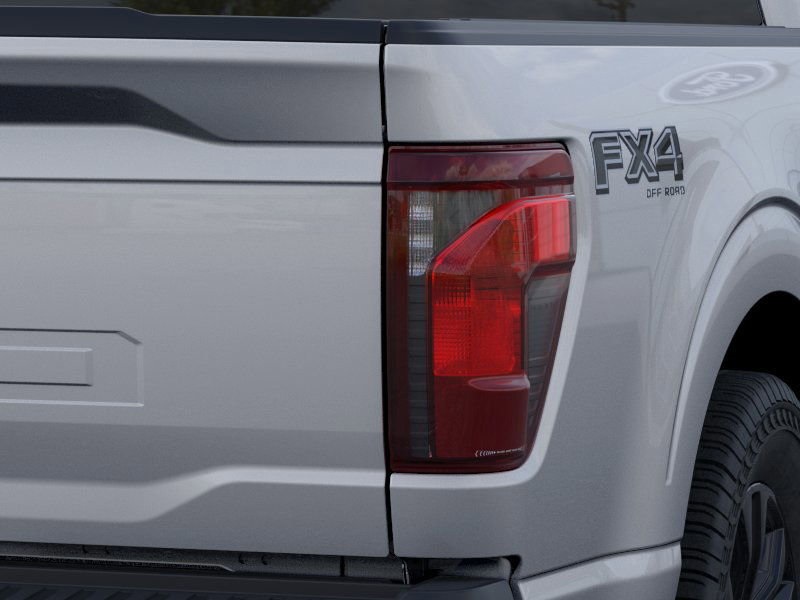 2025 Ford F-150 XLT photo 18