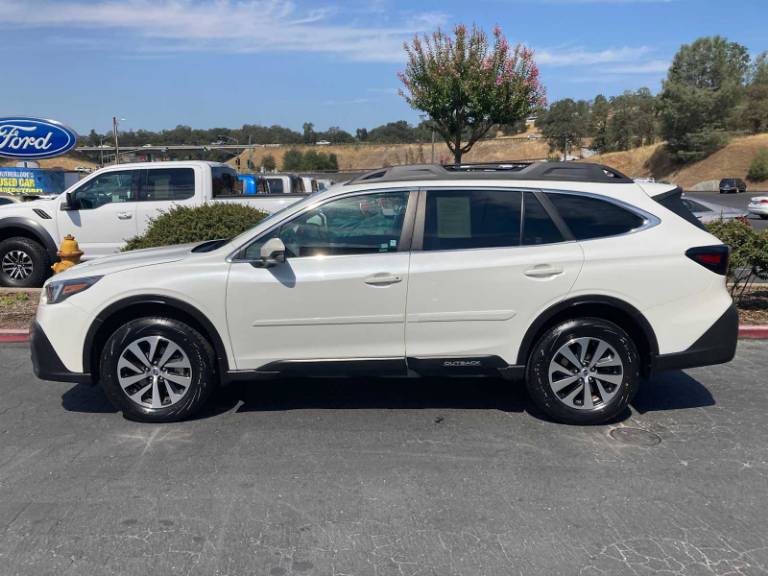 2022 Subaru Outback Premium