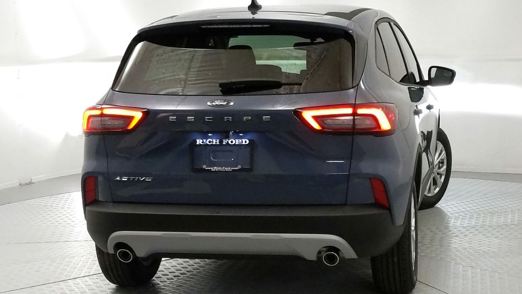 2025 Ford Escape Active photo 3