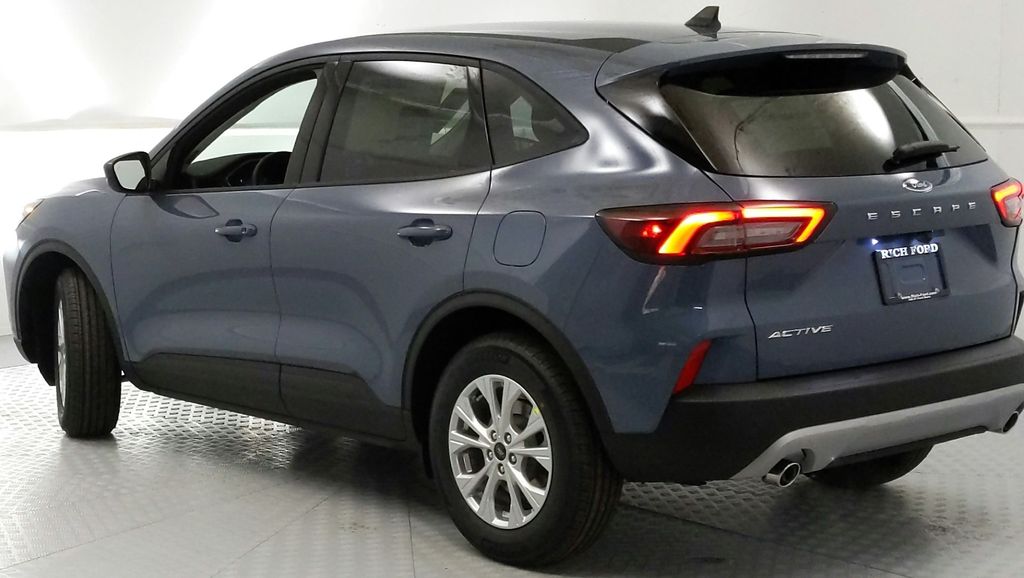 2025 Ford Escape Active photo 4