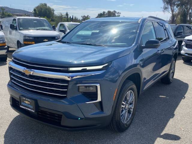 2026 Chevrolet Traverse FWD LT