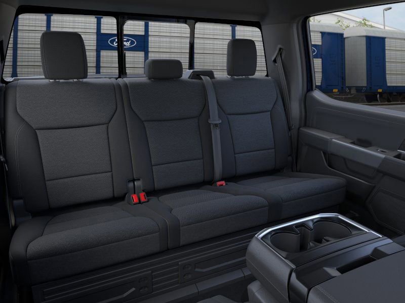2025 Ford F-150 XLT photo 11