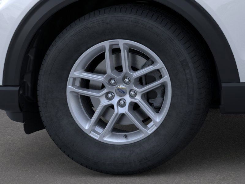 2025 Ford Explorer photo 16