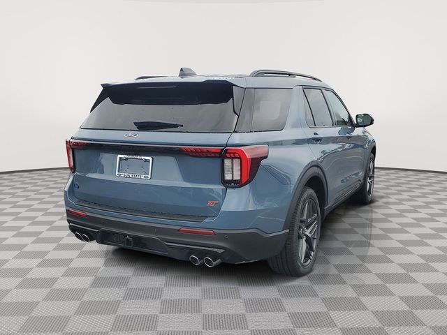 2025 Ford Explorer ST photo 3